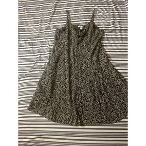 American Eagle Floral sundress Sz medium    Y551